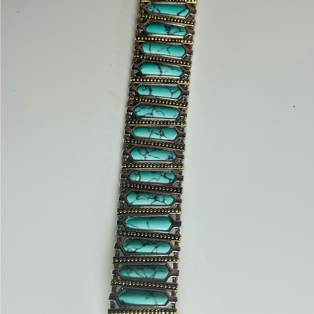 Lia Sophia Faux Turquoise and Gold Jewelry Set Vintage - Picture 4 of 9